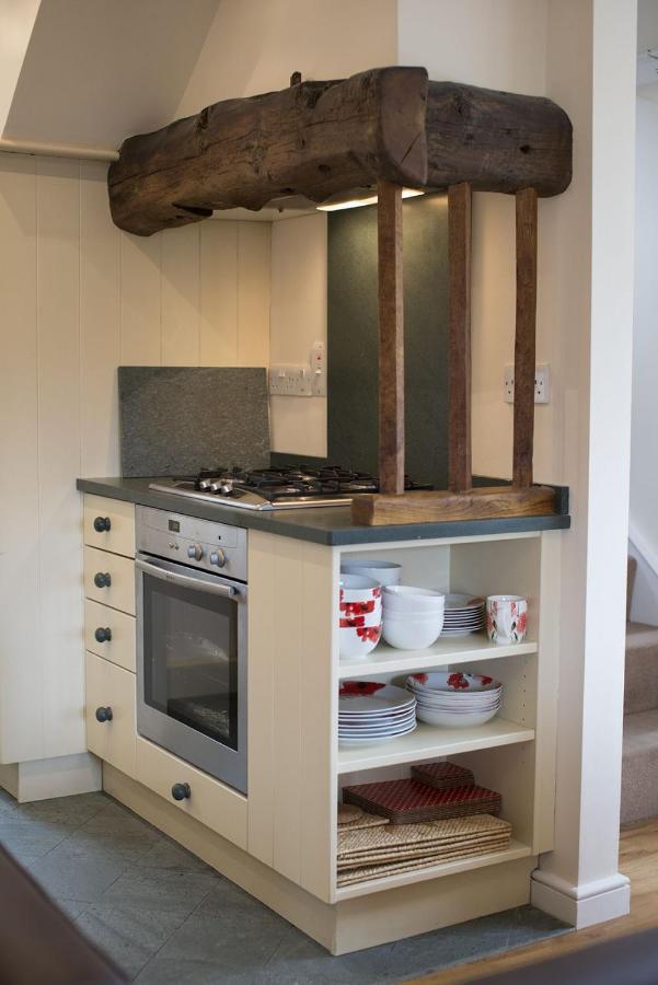 Poppy Cottage คอนิสตัน ภายนอก รูปภาพ
